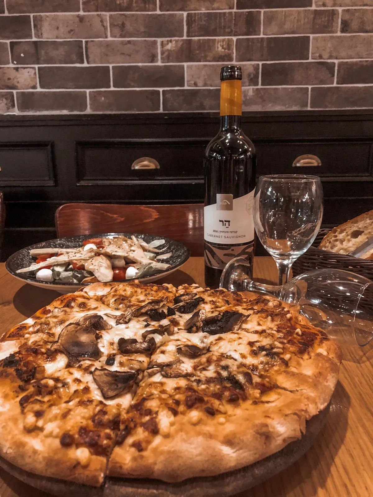 מסעדה פתוחה בשישי בערב באילת