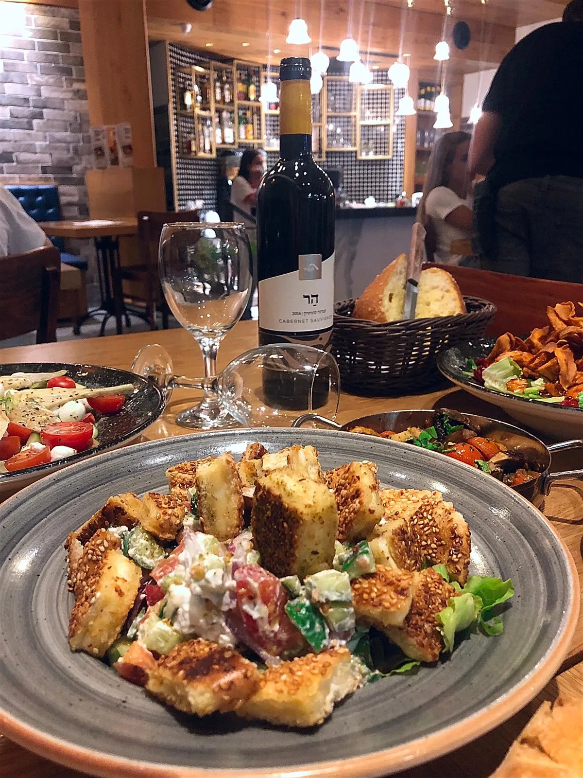 סלטוסט תל אביבי