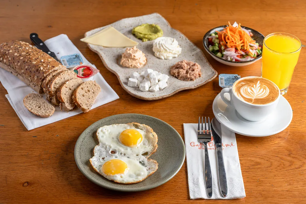 ארוחת בוקר אופטימי